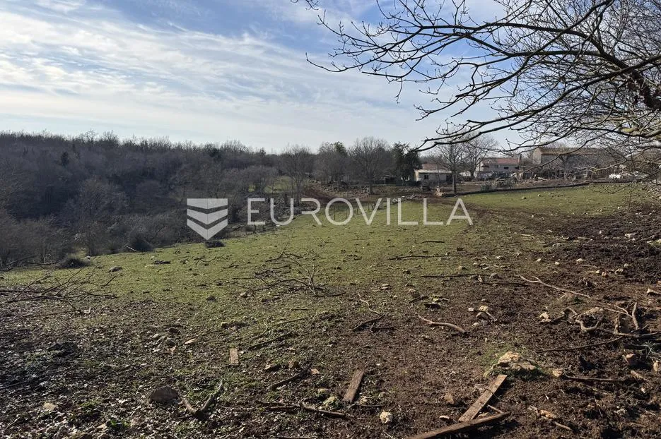istra, poreč okolica - građevinsko zemljište 1033 m2 na rubu urbanizacije okruženo zelenilom - slika 4