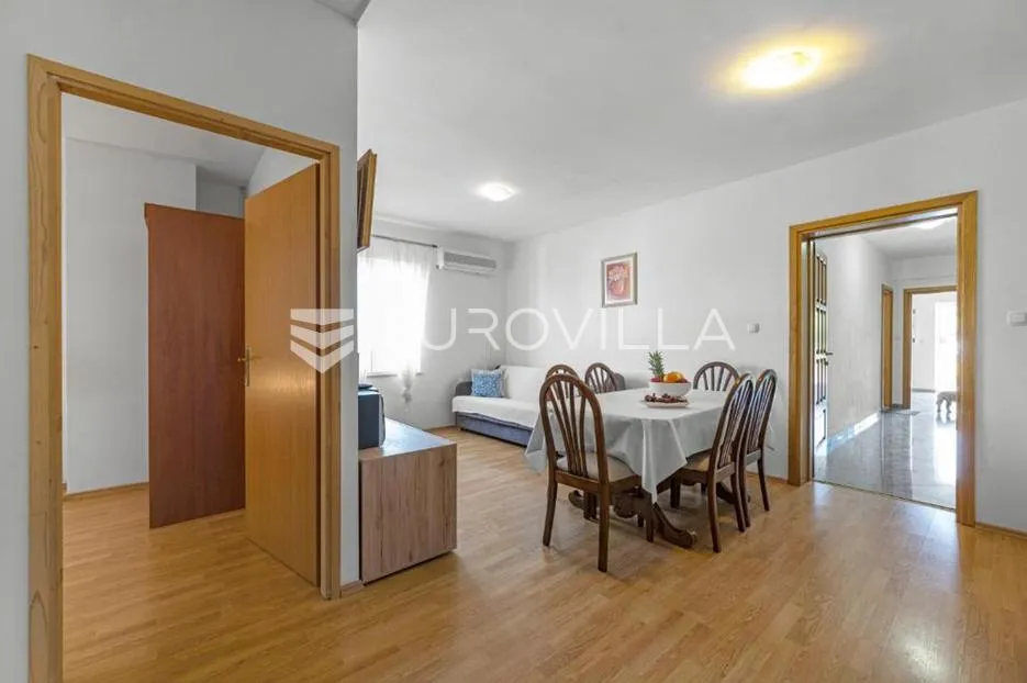 skradin, dubravice, kuća sa 7 apartmana i velikim bazenom, 760 m² - slika 26