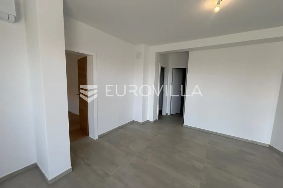 pag, mandre, trosoban stan 98 m² na 1. katu, novogradnja u blizini mora - slika 4