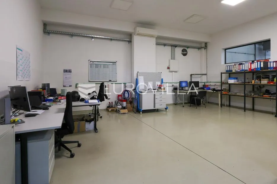slavonski brod, industrijska zona, proizvodno, poslovna zgrada 1.250 m² - slika 24