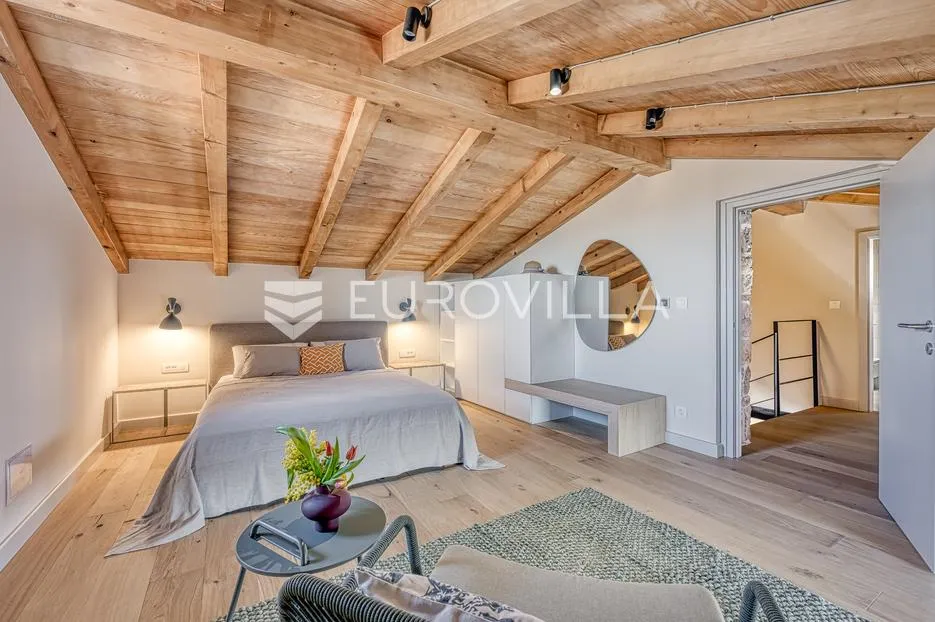 istra, labin, šumber, unikatna samostojeća villa na velikoj okućnici s pogledom - slika 15