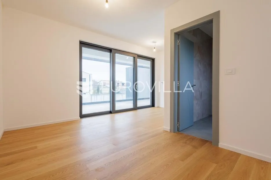 istra, pomer, unikatna, moderna villa 20 m od mora 322 m² - slika 5