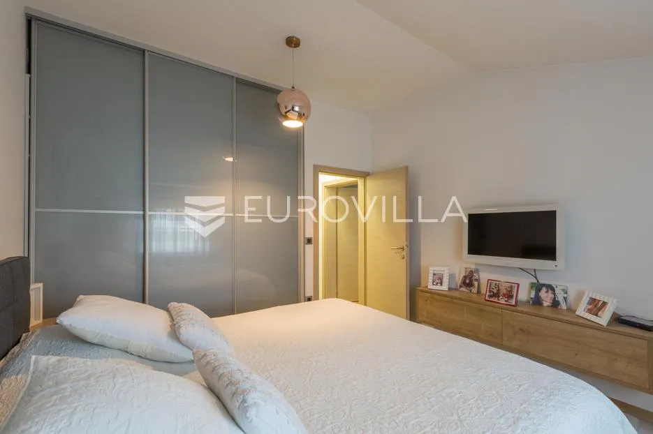istra, pula prilika za investiciju, apartmanska kuća podijeljena na 3 stambene jedinice - slika 27
