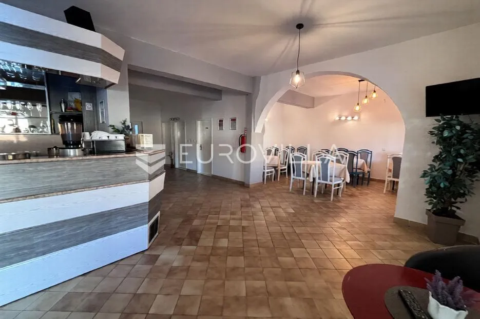 otok pag, pag, hotel s uhodanim poslovanjem, 100 m od plaže - slika 13