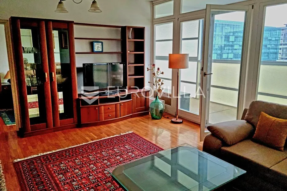 zagreb, miramarska, uređen dvosoban stan 70,19 m2 - slika 4