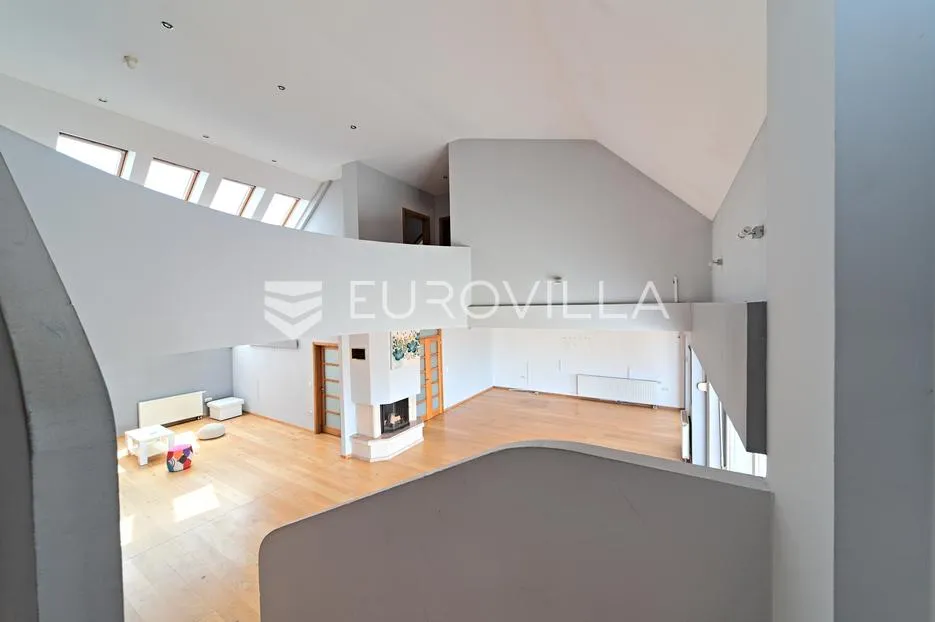 osijek, gornji grad, najam, dvoetažni stan uredi 243 m² zatvorenog prostora - slika 25
