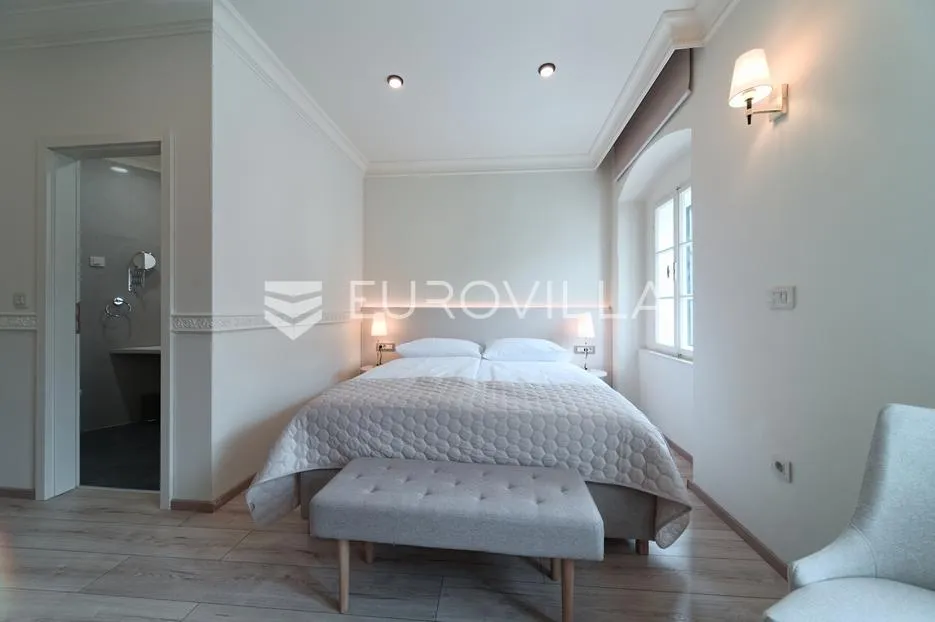 osijek, tvrđa, tri uhodana apartmana 68 m² - slika 13