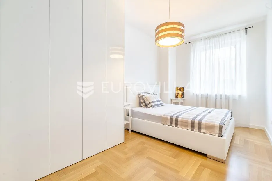 zagreb, vmd strojarska, prekrasan peterosoban stan s garažom nkp 140m2 - slika 7
