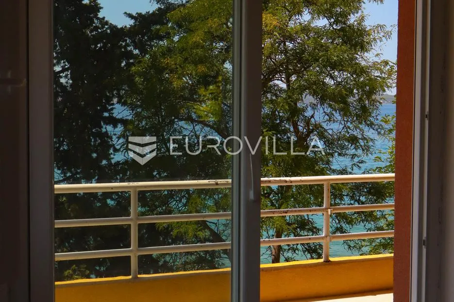 zadar, centar, kolovare prekrasan stan prvi red do mora s garažom i parking mjestom 135 m² - slika 14