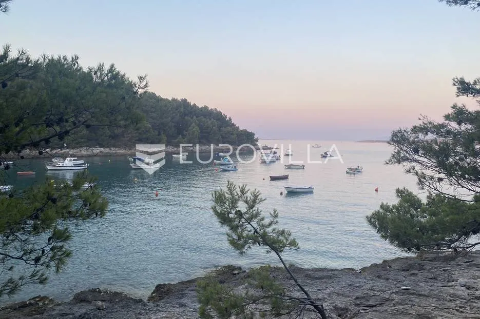 Istra, Premantura, građevinsko zemljište na top lokaciji - Premantura, Medulin