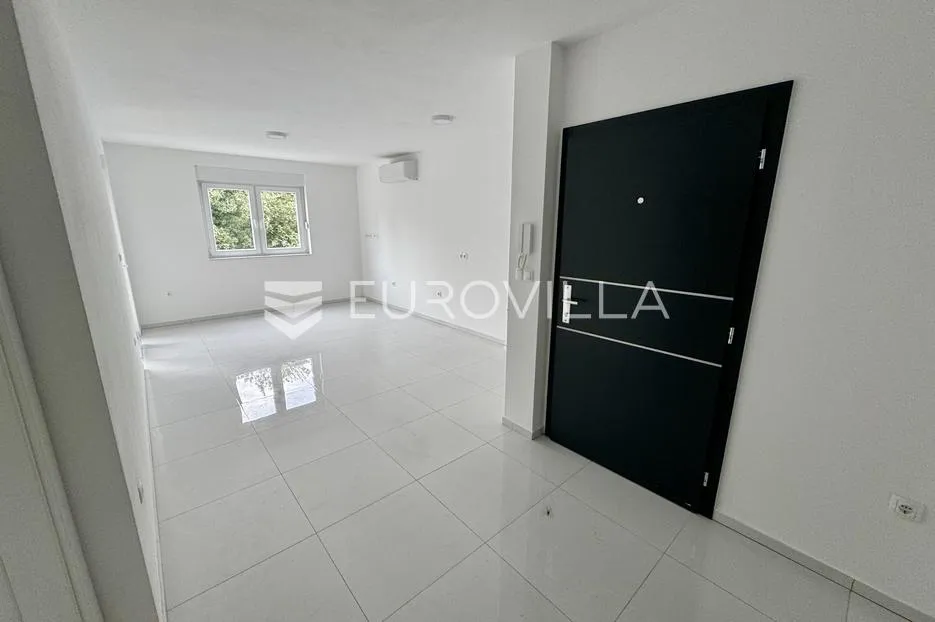 crikvenica, novogradnja, predivan trosoban stan nkp 59 m2 - slika 6
