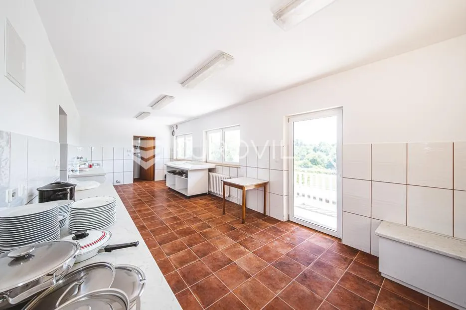 oroslavlje, stambeno poslovni objekt 1861 m² na predivnoj lokaciji - slika 6