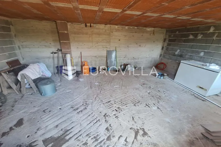slunj, donji furjan, kuća 170 m², novouređena - slika 11
