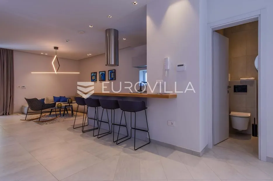 istra, funtana, moderna vila 179 m² s bazenom i privatnim parkingom - slika 4