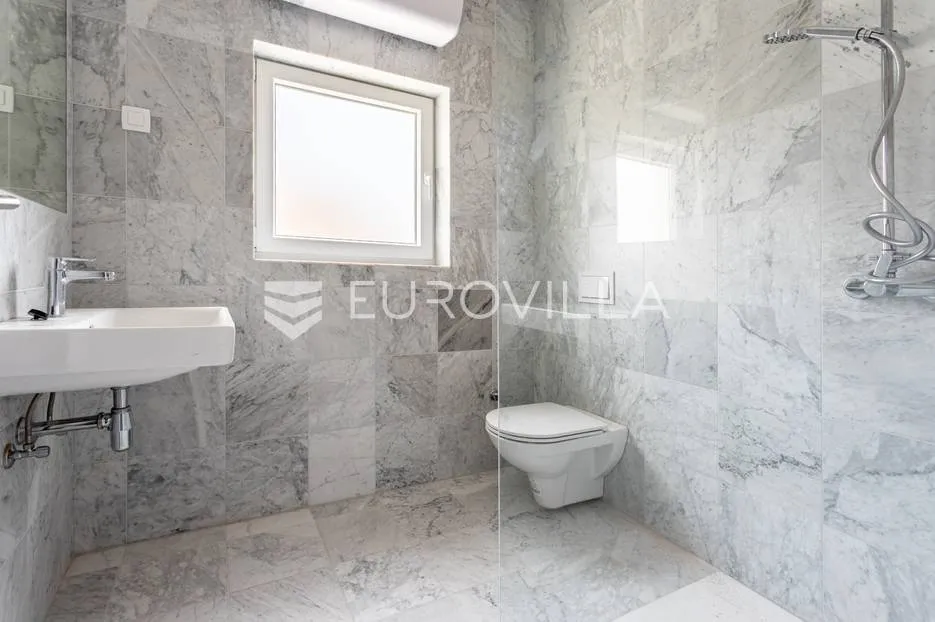 pag, trosoban apartman s2 uz more 75 m² novogradnja - slika 4