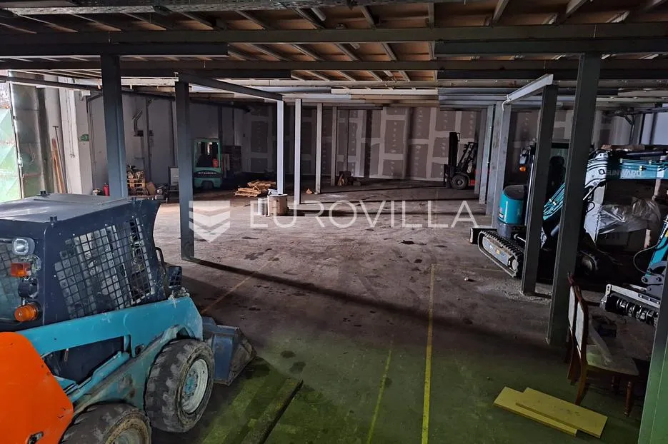 karlovac, ilovac, skladište 6600 m², odlična lokacija - slika 5