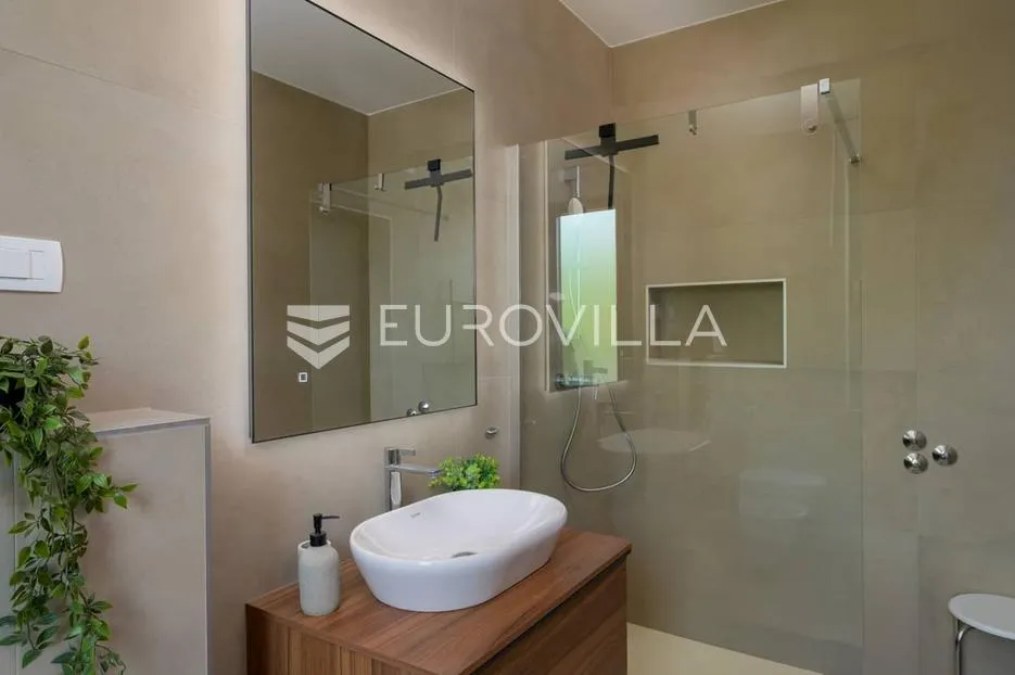 rovinj, rovinjsko selo - luksuzna vila na izoliranoj lokaciji - slika 44