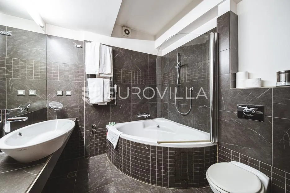zagreb, pantovčak, dvosobni apartman- dugoročni najam, režije uključene - slika 5