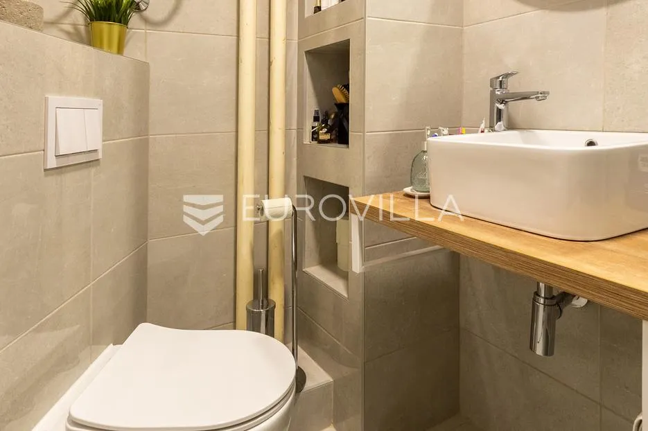 slavonski brod, centar trosoban stan 73 m² - slika 15