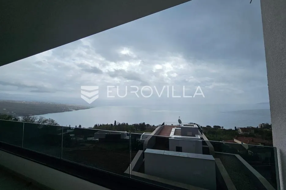 opatija, kosićevo, luksuzan četverosoban stan nkp 142 m2 - slika 2