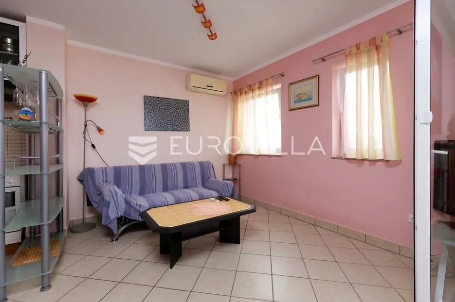 novi vinodolski, dvosobni stan od 54 m² s prekrasnim pogledom i potkrovljem od 30 m² - slika 5