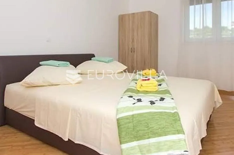 split, žnjan, trosoban stan za najam do 01.06.2026. - slika 10