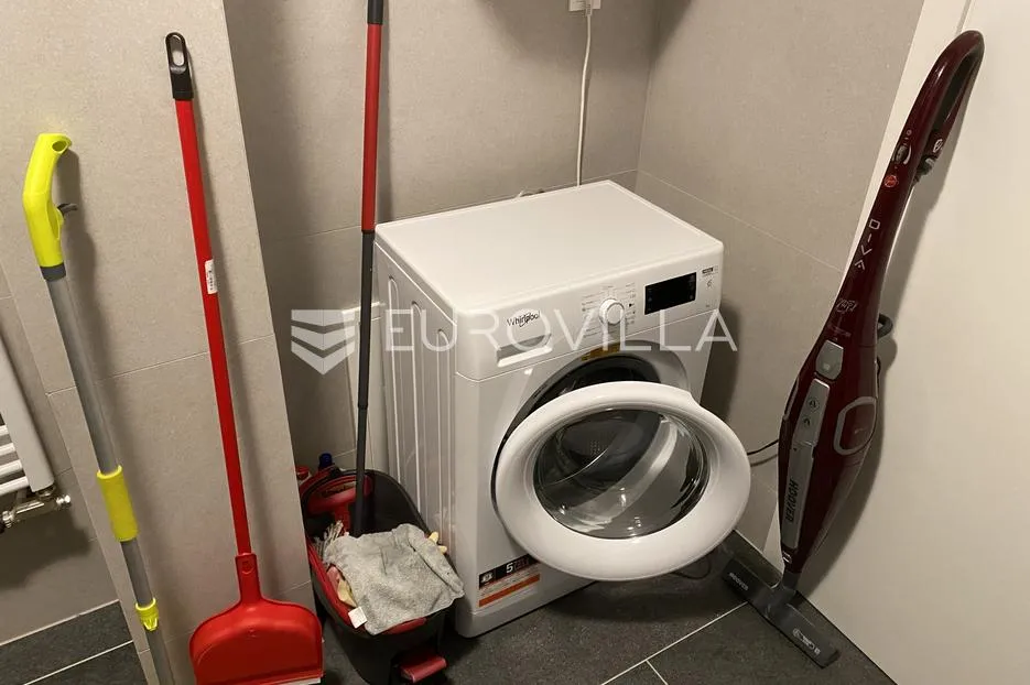 zagreb, jarun, prekrasan dvosoban stan 53 m² - slika 11