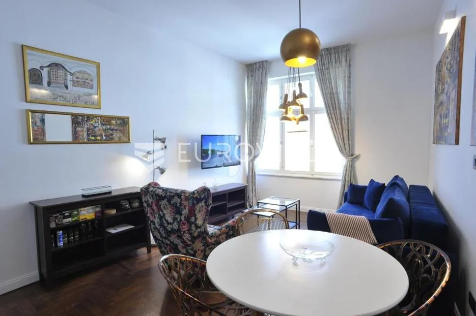 zagreb, centar, komforan četverosoban stan, 75 m² - slika 8
