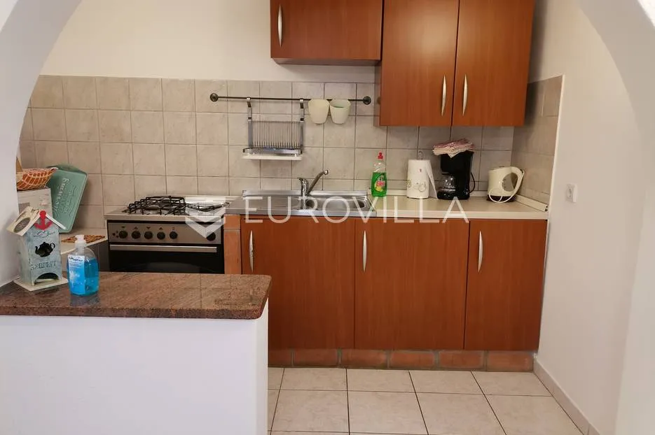 istra, rovinj, kuća s dva apartmana i vrtom 232 m2 u centru rovinja - slika 10