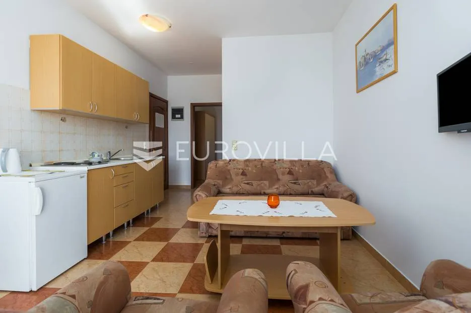 istra, rovinj, apartmanska kuća, 13 stanova, uhodani biznis, odlična prilika - slika 37
