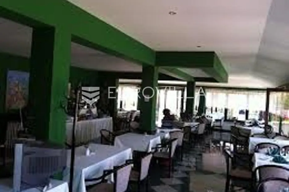 istra, umag, uhodani restoran s potencijalom - slika 7
