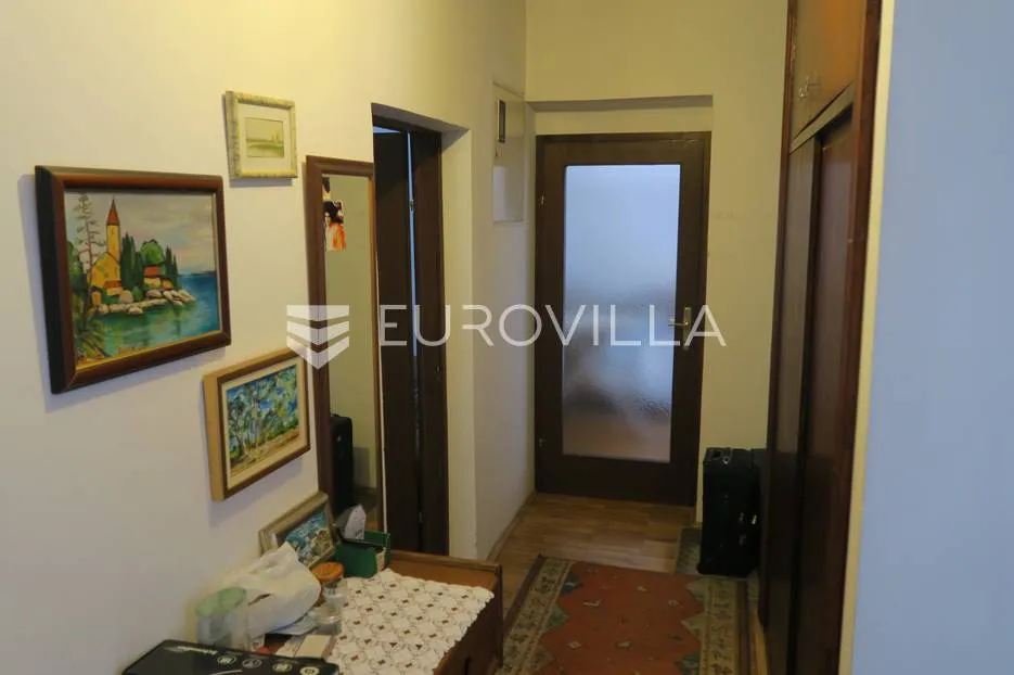 zagreb, zelenjak, obiteljska kuća 500m2 - slika 55