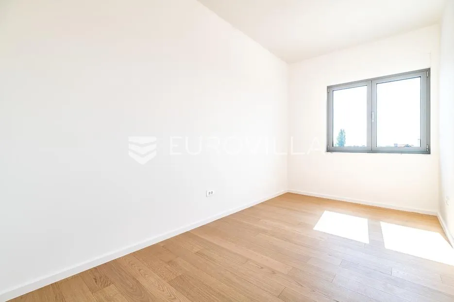 velika gorica, prekrasan četverosoban stan 115 m² - slika 5