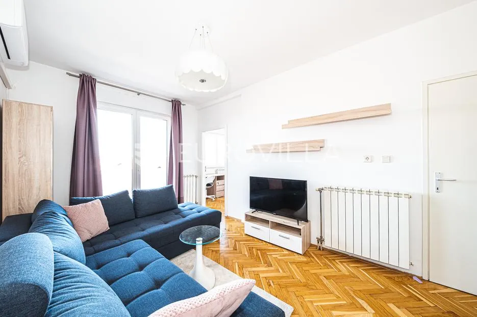 zagreb, jarun, predivan trosoban stan 60 m² - slika 1