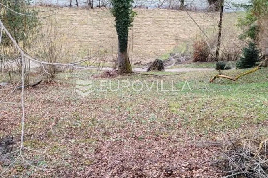 Gornje Prilišće, građevinsko zemljište 446 m2 - Gornje Prilišće, Netretić