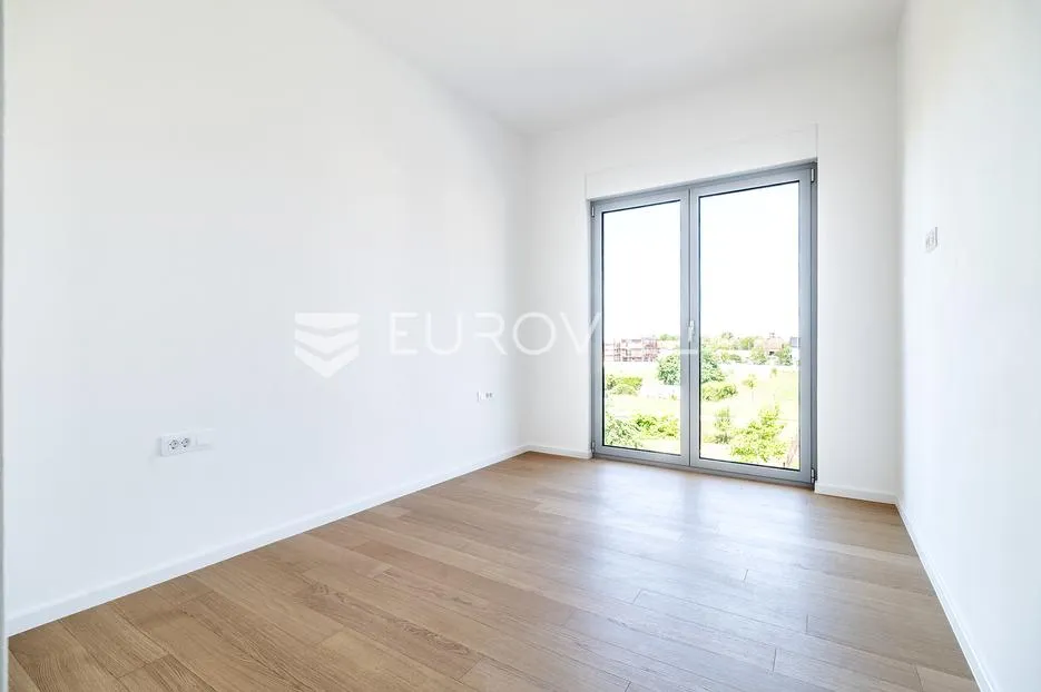 velika gorica, prekrasan trosoban stan 87 m² - slika 4