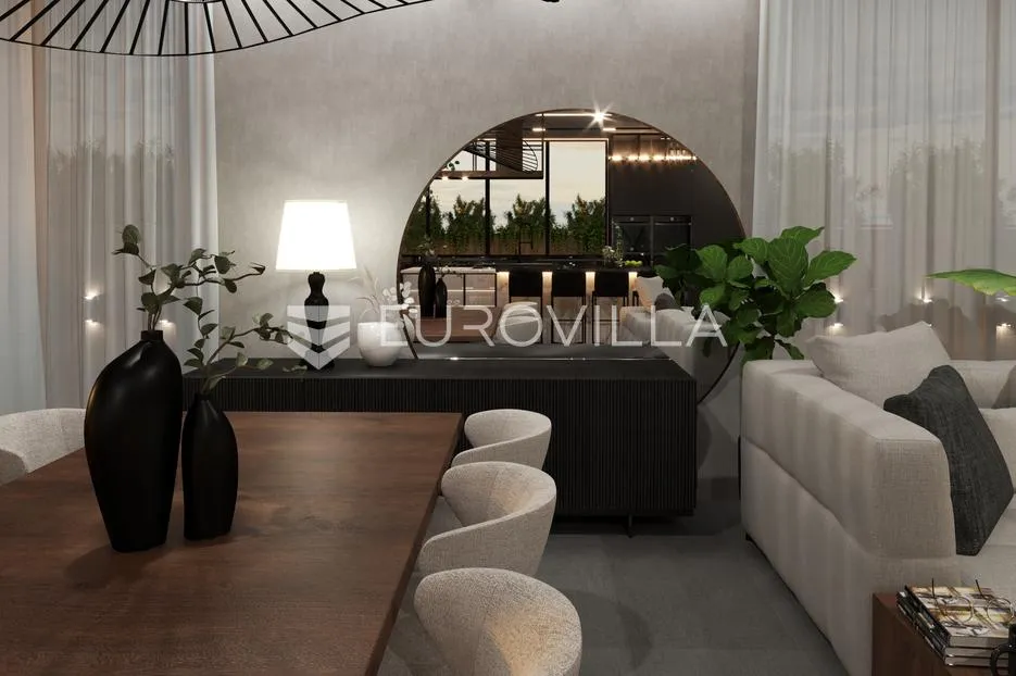 Opatija, peterosoban stan s 3 garažna mjesta, NKP 139 m2, NOVOGRADNJA
