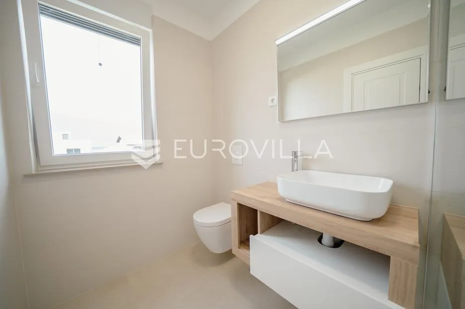 privlaka, sabunike, moderna osunčana vila s predivnim pogledom - slika 24