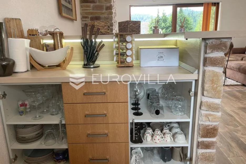 lokve, samostojeća kuća s bazenom blizu lokvarskog jezera - slika 8