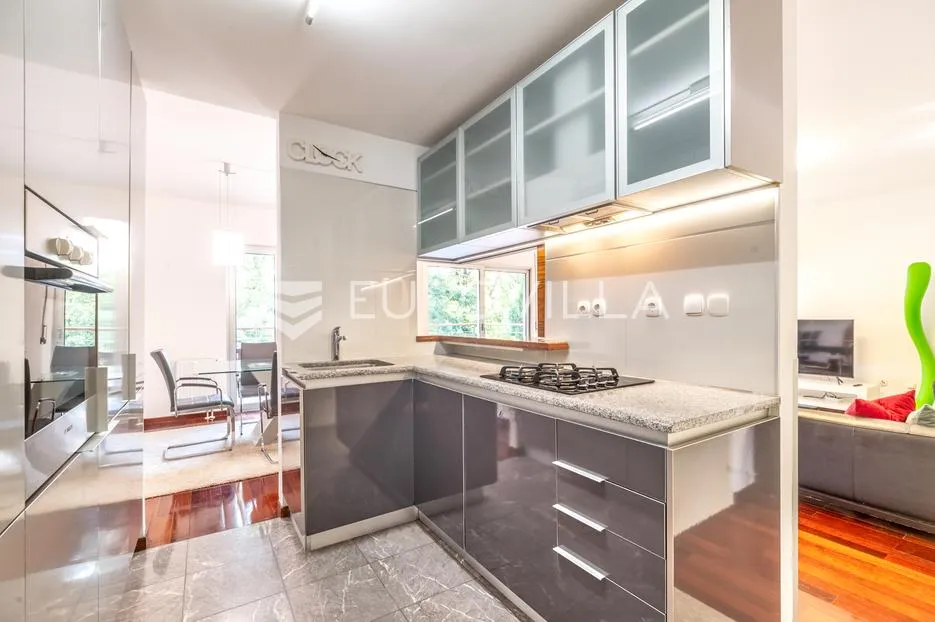 zagreb, vrhovec, luksuzan četverosoban stan 135 m² - slika 4