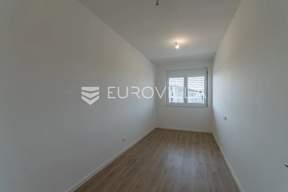 čakovec, globetka, atraktivan četverosoban stan površine 126,8 m² - slika 4