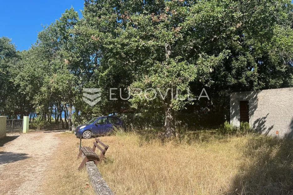 istra, peroj poljoprivredno zemljište 50 metara od mora s upisanim temeljem - slika 22