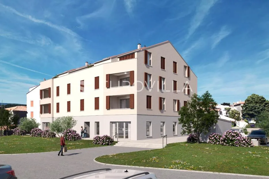 grad cres, centar, trosoban stan s krovnom terasom, novogradnja - slika 3
