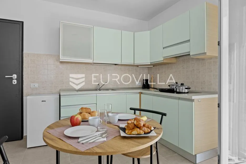 istra, pula, stan s bazenom, odlična prilika za investiciju i odmor - slika 7