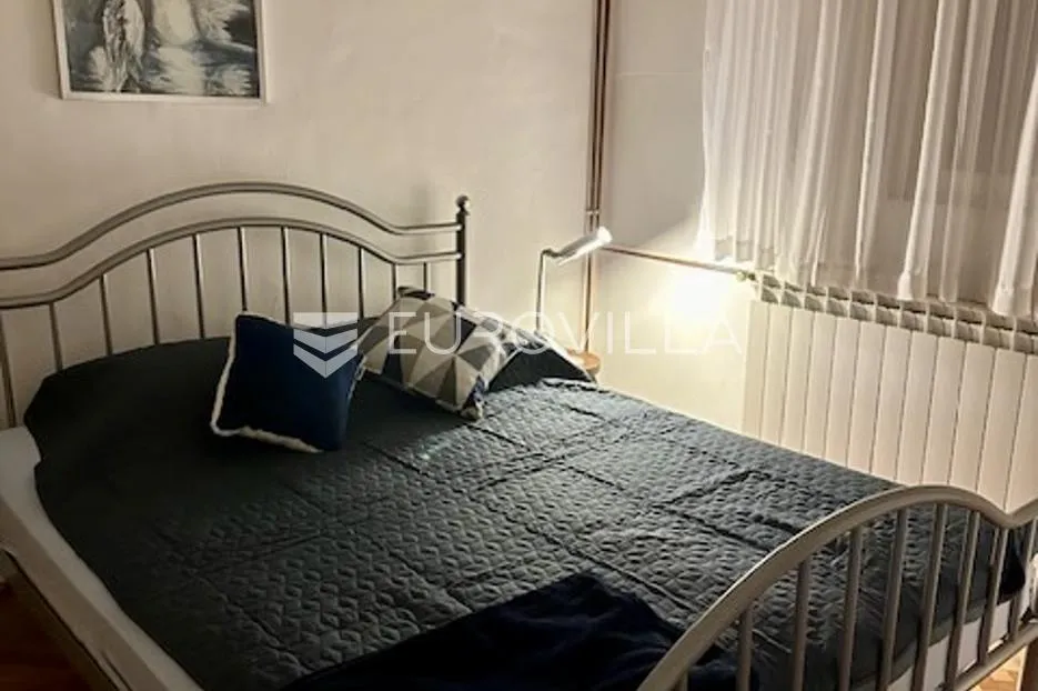delnice, dvojna kuća površine 100 m² blizu centra u mirnom susjedstvu - slika 24