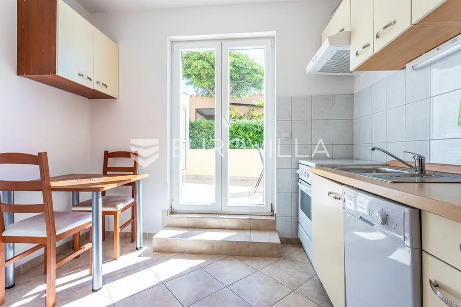 promajna, apartmanska kuća u blizini mora - slika 19