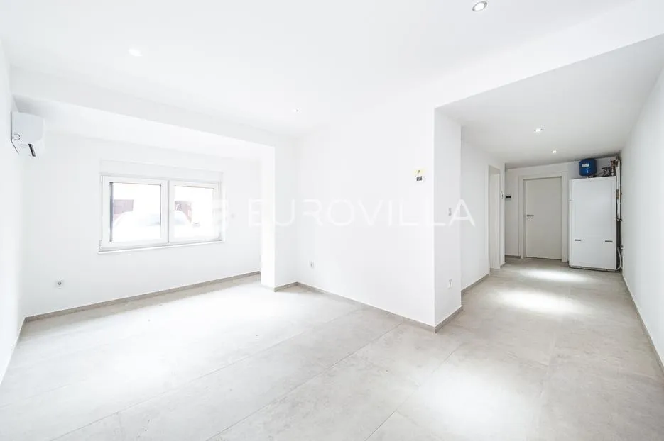 zagreb, srednjaci, novoadaptiran dvosoban stan, neto površine 42 m² - slika 2