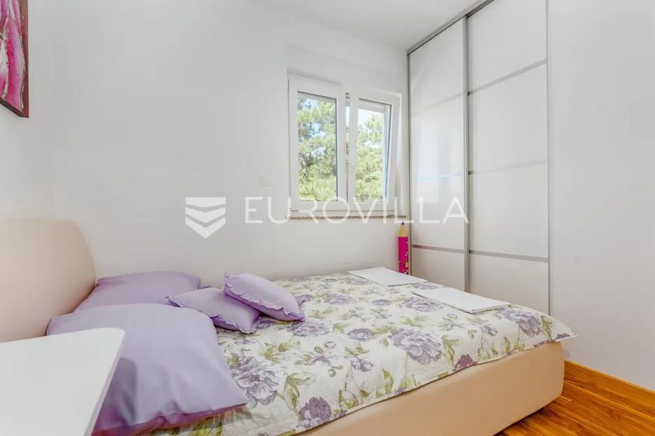 crikvenica, eksluzivni četverosobni penthouse neto korisne površine od 145 m² s parkingom - slika 17