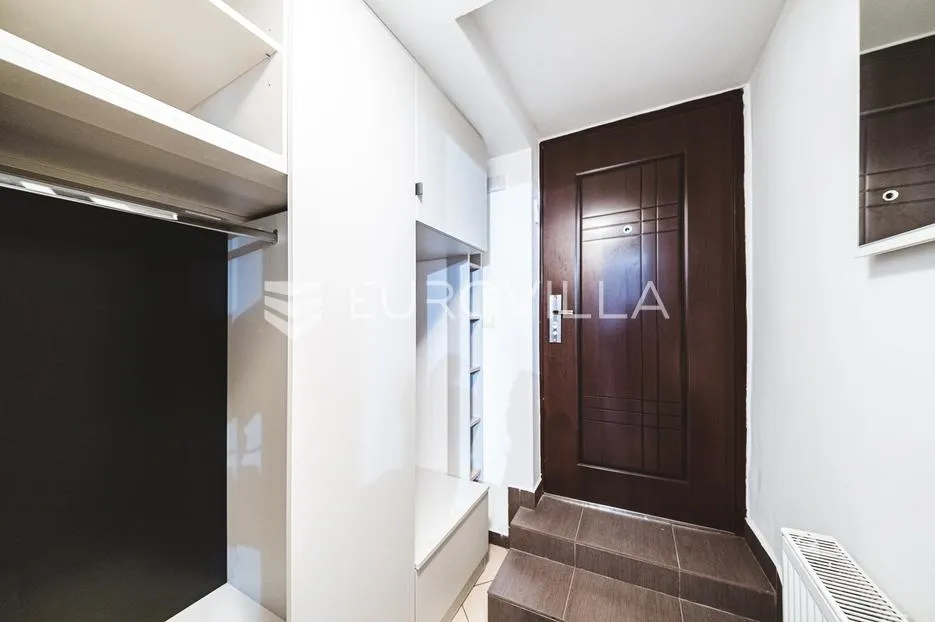 zagreb, centar, draškovićeva, dvoetažan trosoban stan površine 85 m² strogi centar grada - slika 5