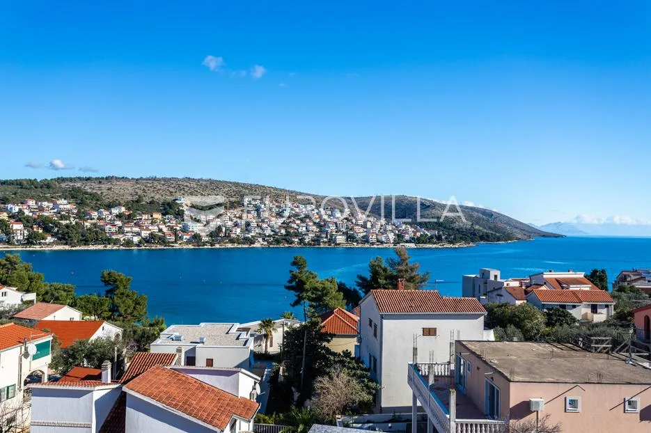 čiovo, okrug gornji, trosoban penthouse s prostranim terasama i pogledom na more, 88.57 m² - slika 13
